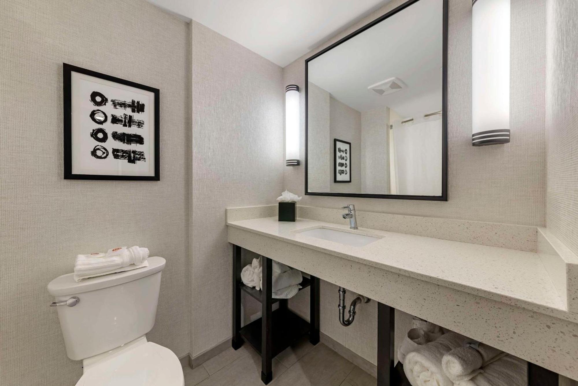 Comfort Inn & Suites Miami International Airport Miami Springs Екстериор снимка