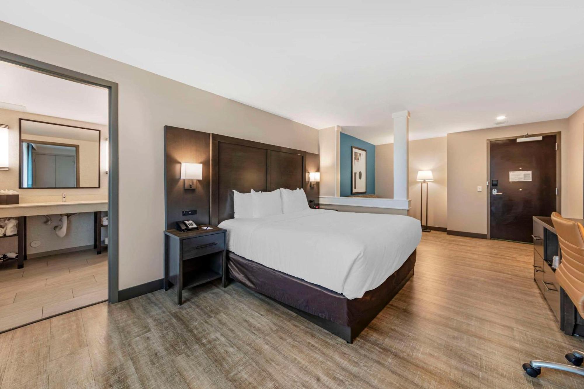 Comfort Inn & Suites Miami International Airport Miami Springs Екстериор снимка