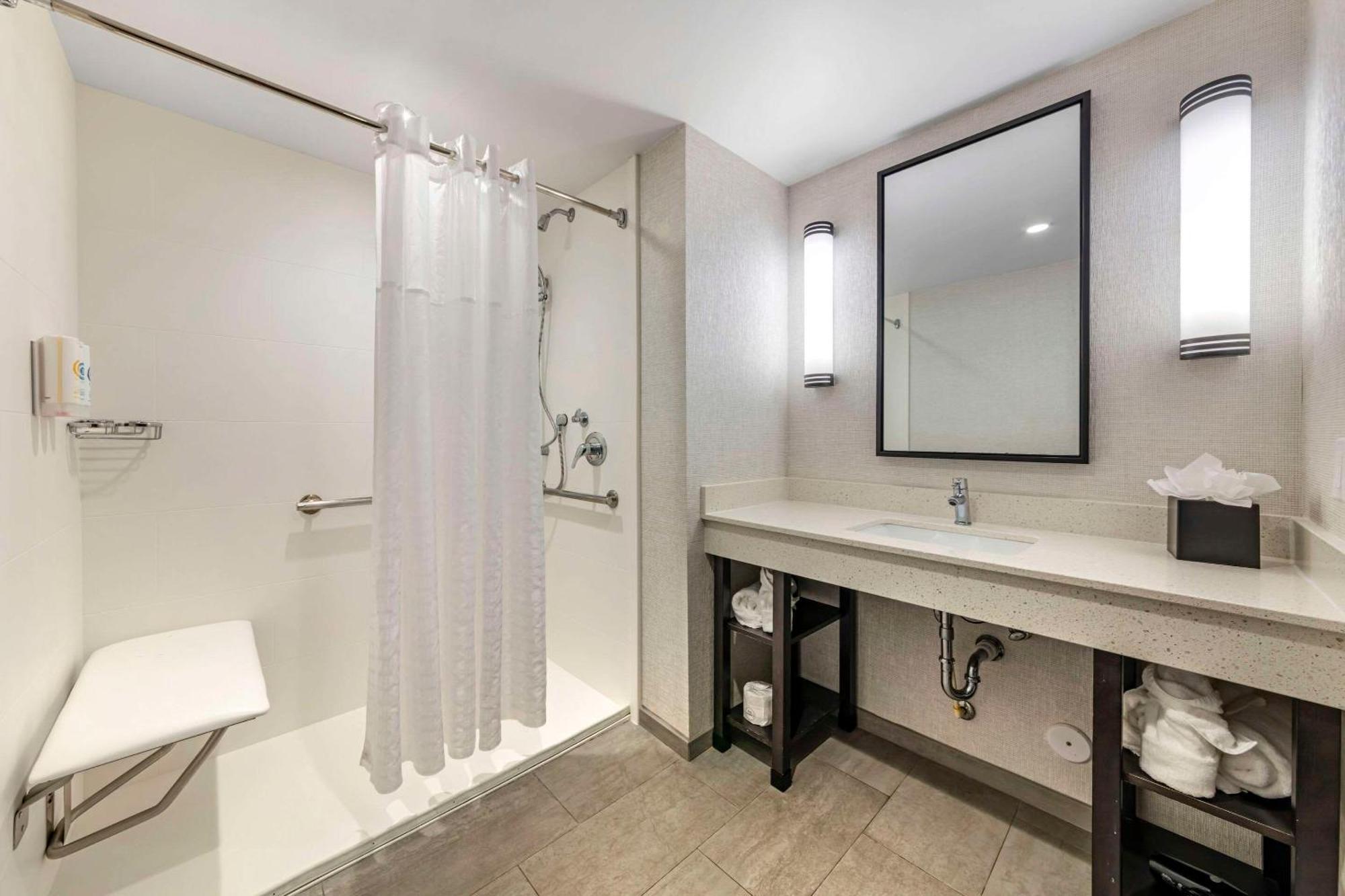 Comfort Inn & Suites Miami International Airport Miami Springs Екстериор снимка