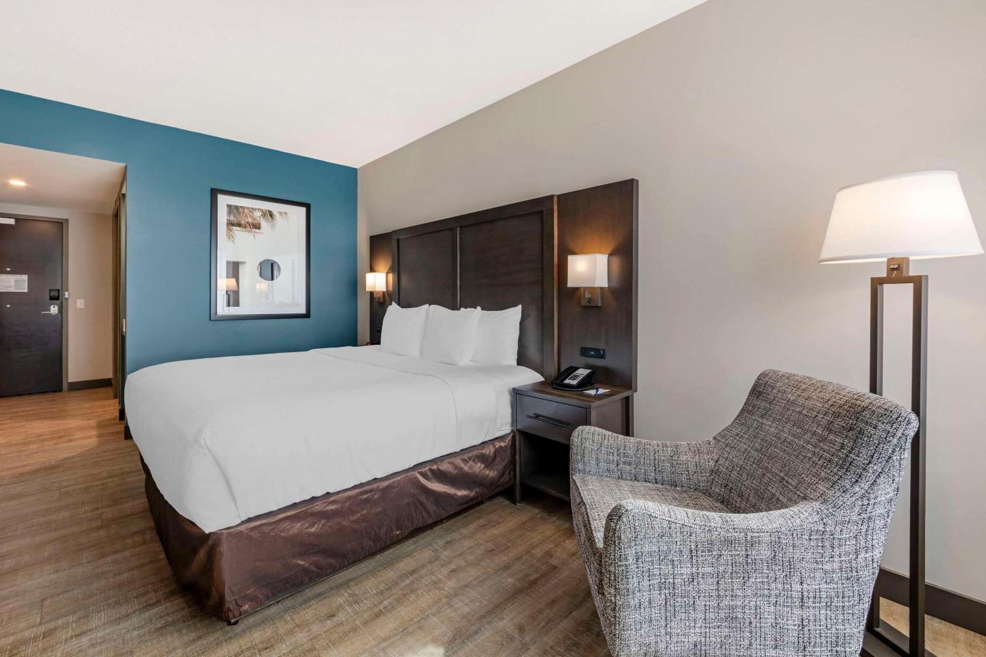 Comfort Inn & Suites Miami International Airport Miami Springs Екстериор снимка